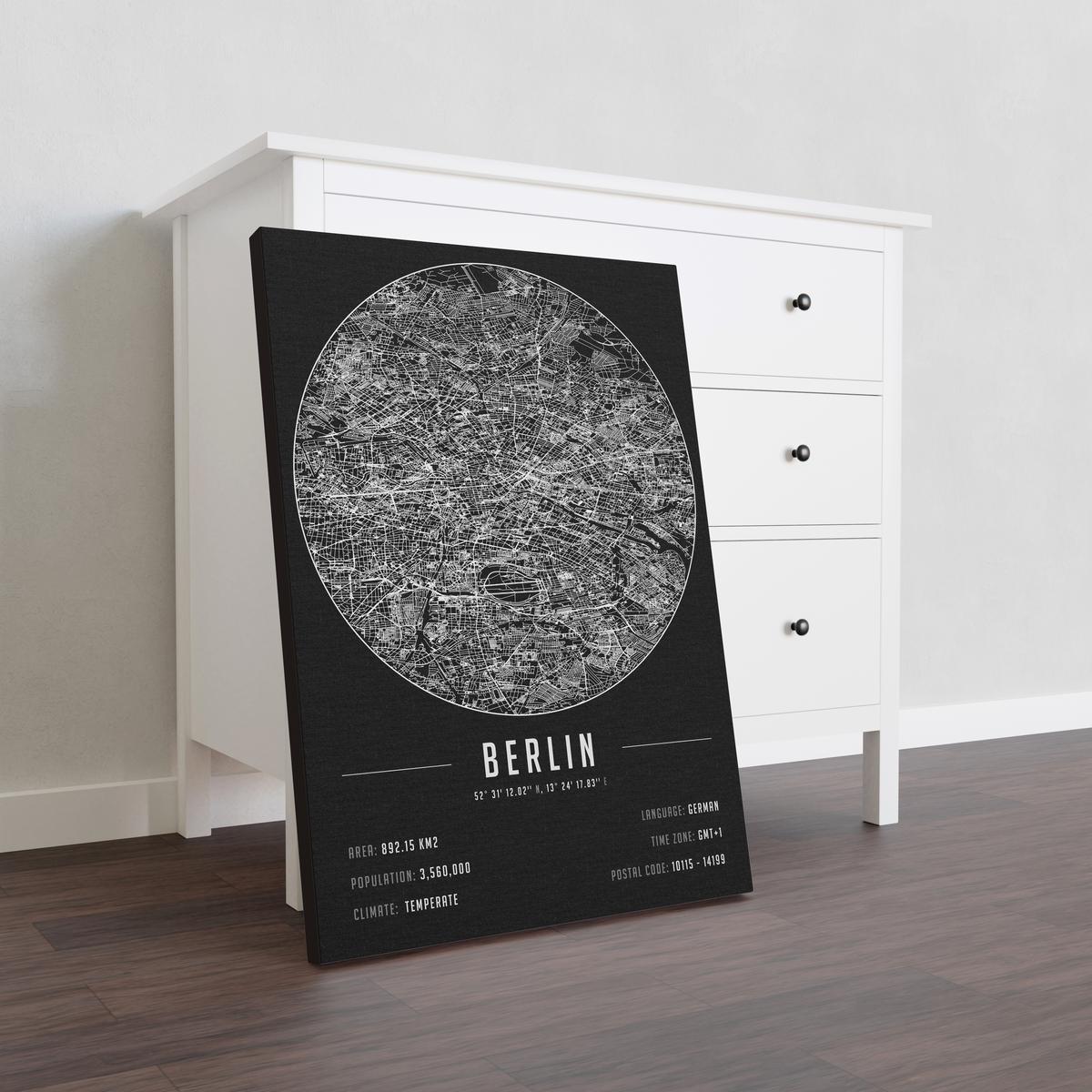 Berlin temalı kanvas tablo, 50x70 cm, siyah beyaz, ahşap çerçeveli, modern minimalist duvar dekorasyonu için ideal tasarım