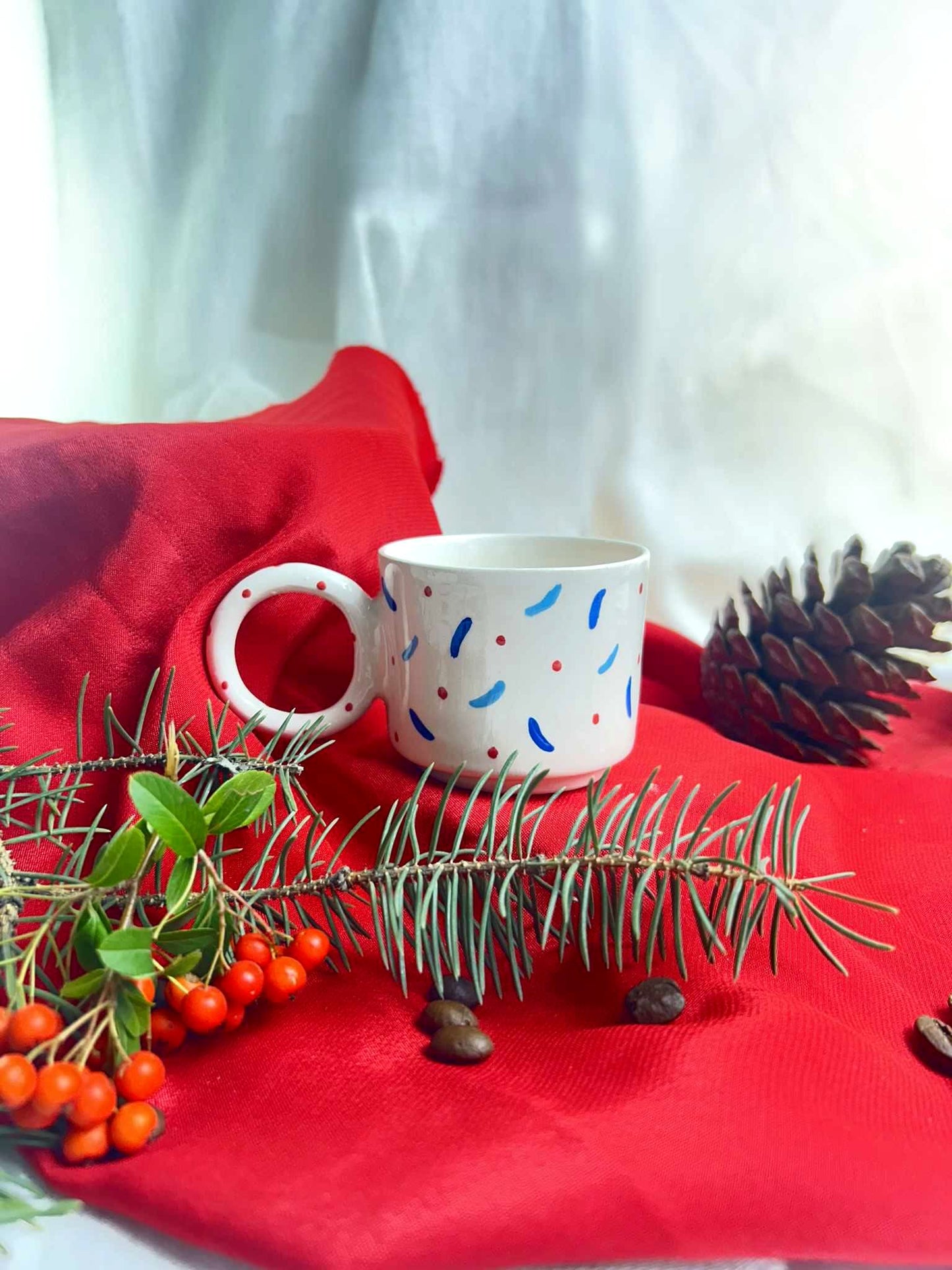 Yılbaşı Temalı Renkli Noel Şekerleri Tasarım El Yapımı Kulplu Gıdaya Uygun Sırlanmış Fırınlanmış Seramik Kupa Bardak
