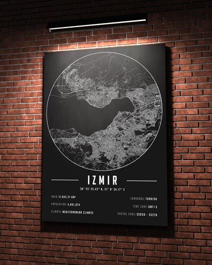 İzmir temalı kanvas tablo, 50x70 cm, siyah beyaz, ahşap çerçeveli, modern minimalist duvar dekorasyonu için ideal tasarım